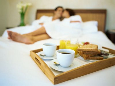 Романтический завтрак в постель на День св. Валентина